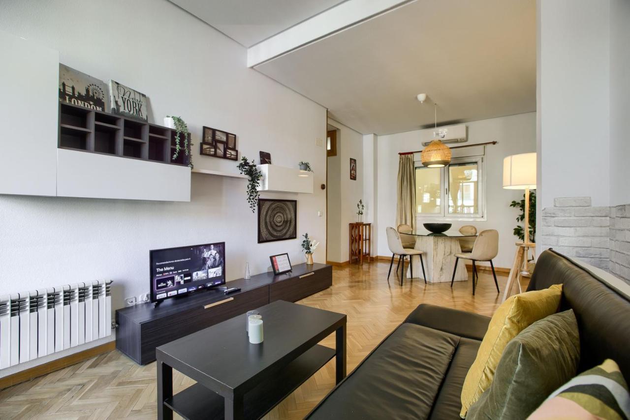 Charming Elegant Gran Via Apartment Мадрид Екстериор снимка