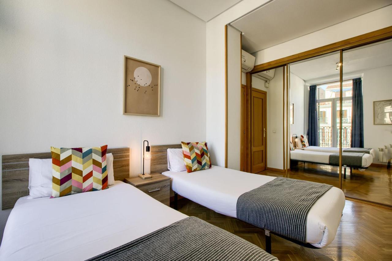 Charming Elegant Gran Via Apartment Мадрид Екстериор снимка